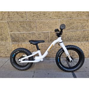 DMR Sidekick Balance Laufrad, 14"/12", weiss